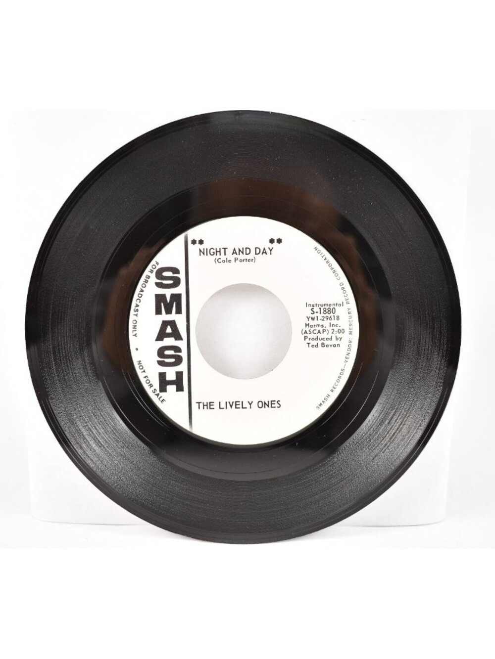 The Lively Ones - Night And Day / Hey Scrounge Smash Record Surf Rock Rare Promo - Picture 3 of 4
